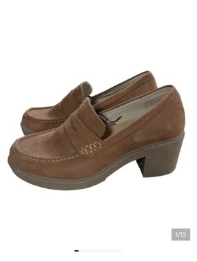 Torrid Crepe Heeled Loafer Tan Size 11